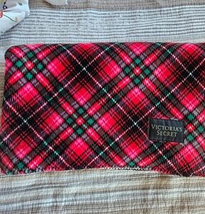 Victoria's Secret Red/Pink/Black Plaid Sherpa 50x60" Blanket